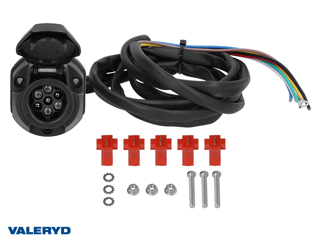 Pistorasia 7-napainen kaapelilla 1,5 m